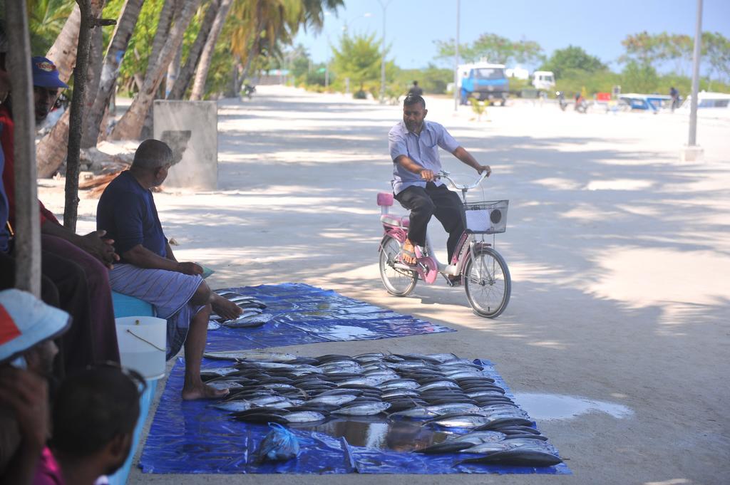 Triton Beach Hotel & Spa Maafushi Exterior foto